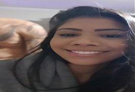 Morena deliciosa apareceu fazendo sexo com professor ao vivo